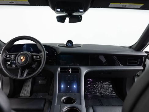 Used 2021 Porsche Taycan 4S image 31