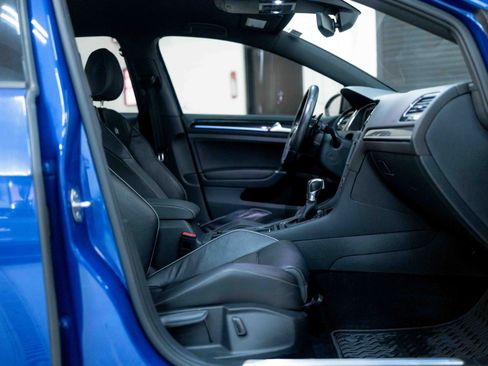 Used 2018 Volkswagen Golf R 4-Door image 51