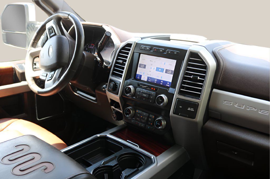 Used 2020 Ford F250 King Ranch w/ King Ranch Ultimate Package AWD/4WD image 22
