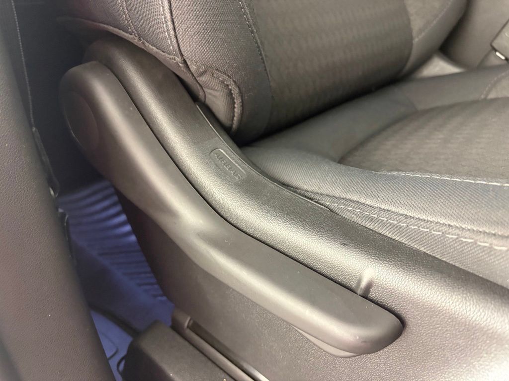 Used 2019 Chevrolet Silverado 1500 RST w/ All-Star Edition AWD/4WD image 34