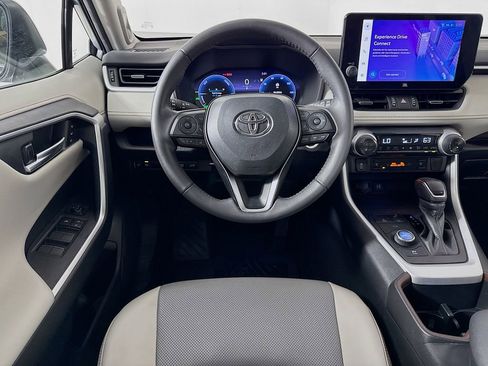 Used 2024 Toyota RAV4 Limited image 24