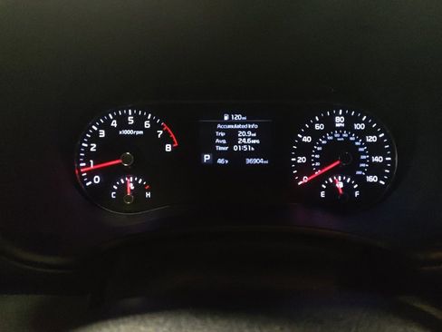 Used 2022 Kia Soul LX image 23