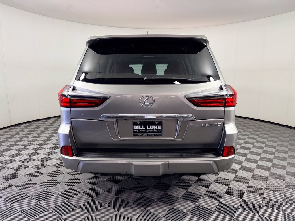Used 2019 Lexus LX 570 4WD w/ Luxury Package image 7