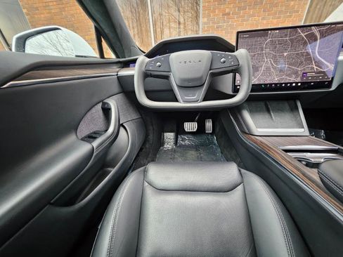 Used 2022 Tesla Model S AWD image 4