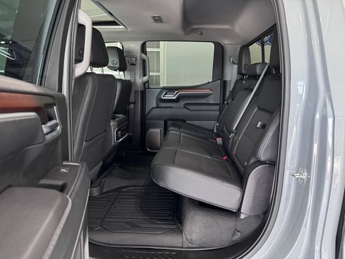 Used 2025 GMC Sierra 1500 Denali w/ Denali Reserve Package AWD/4WD image 11