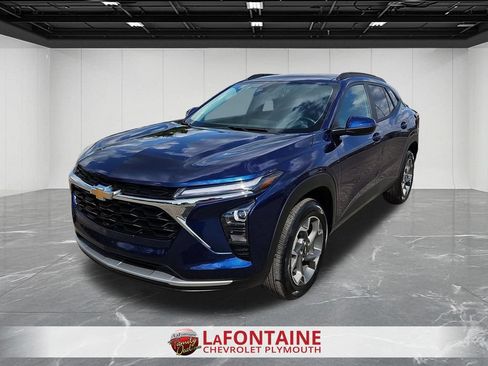 Certified 2024 Chevrolet Trax LT w/ Driver Confidence Package FWD image 1