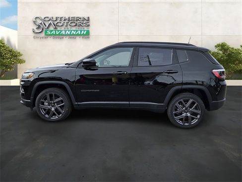 New 2026 Jeep Compass Latitude image 2