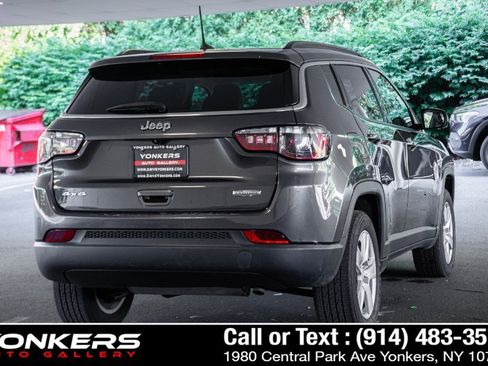 Used 2022 Jeep Compass Latitude AWD/4WD image 7