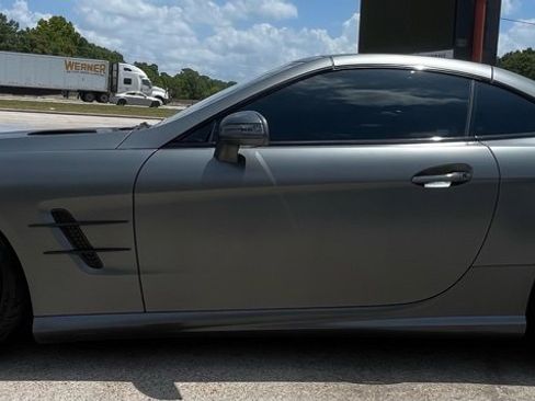 Used 2015 Mercedes-Benz SL 550 image 9