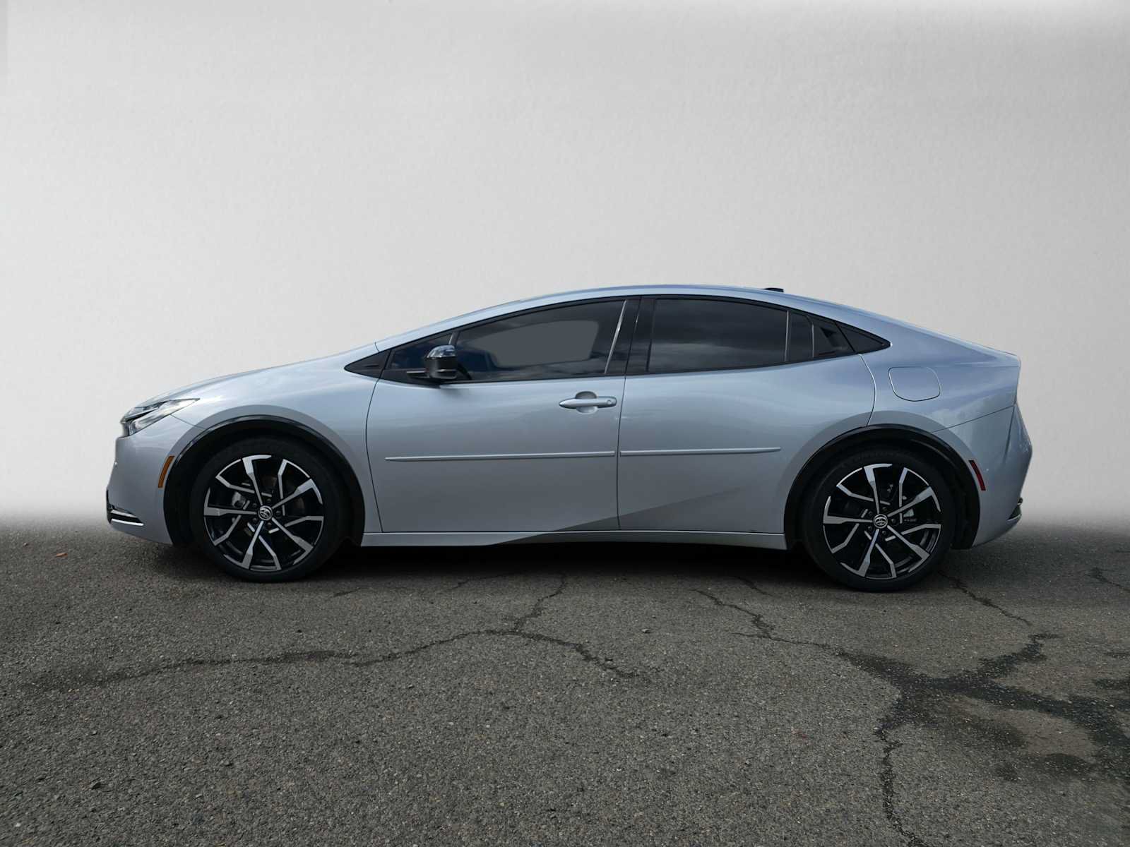 Certified 2024 Toyota Prius Prime FWD image 35