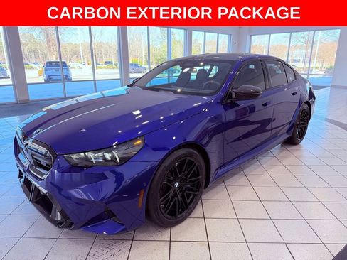 Used 2026 BMW M5 Base CARBON PKG/EXECUTIVE PKG/ w/ Carbon Package image 3