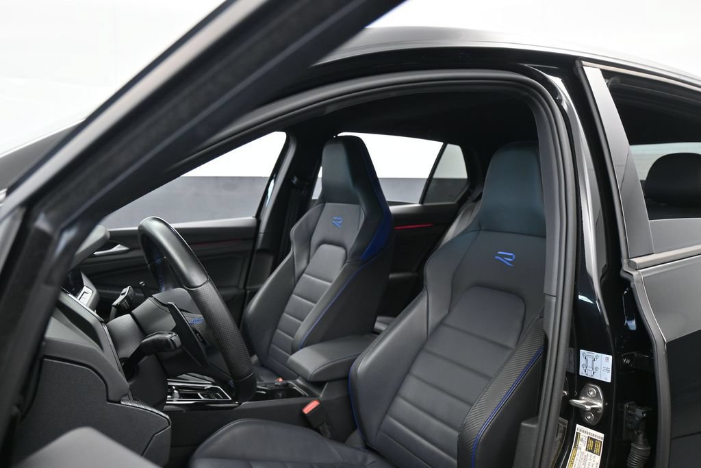 Used 2024 Volkswagen Golf R AWD/4WD image 10