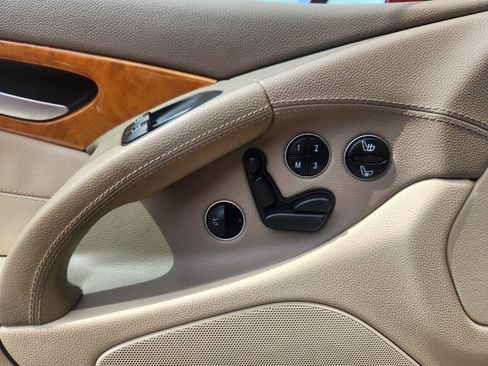Used 2005 Mercedes-Benz SL 500 image 19