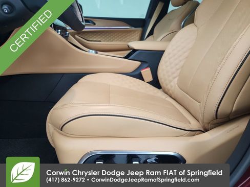 Certified 2025 Jeep Grand Cherokee Summit AWD/4WD image 19