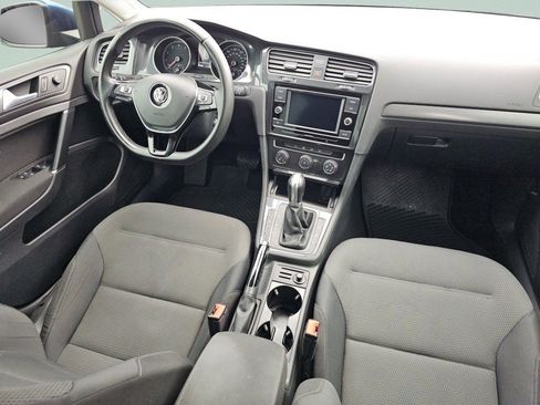 Used 2019 Volkswagen Golf S image 26