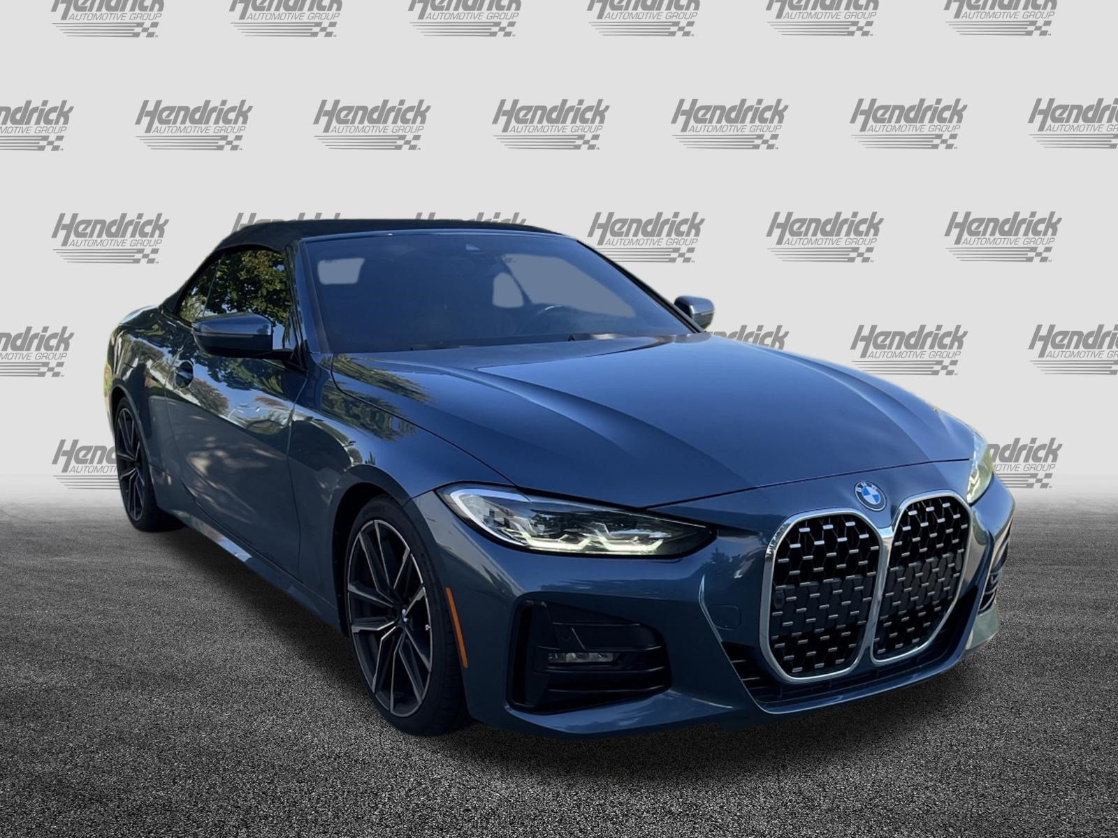 Used 2023 BMW 430i Convertible w/ M Sport Package RWD image 2