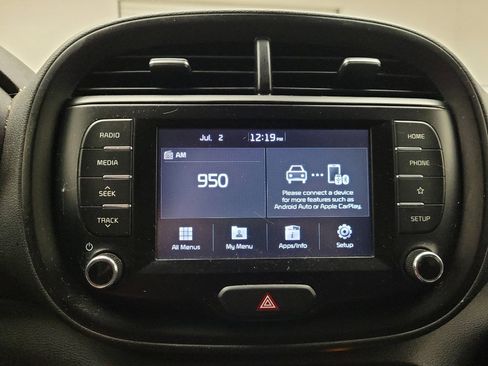 Used 2020 Kia Soul S FWD image 25