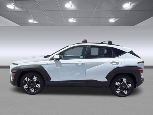 Certified 2025 Hyundai Kona SEL FWD image 10