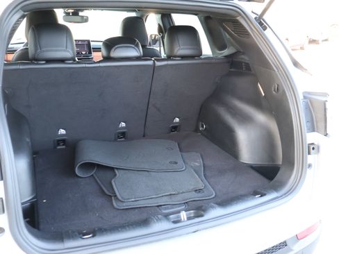 Used 2024 Jeep Compass Limited image 20