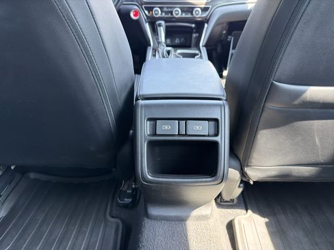 Used 2022 Honda Accord Sport image 29