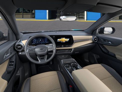 New 2026 Chevrolet Equinox ACTIV w/ Convenience Package III FWD image 16