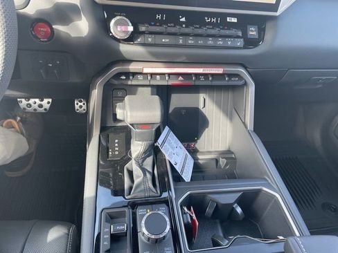 New 2026 Toyota Tundra Limited AWD/4WD image 13