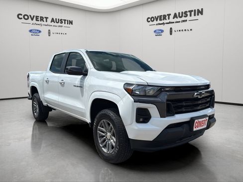 Used 2023 Chevrolet Colorado LT w/ LT Convenience Package RWD image 7