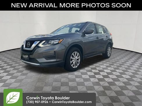 Used 2018 Nissan Rogue S AWD/4WD image 3