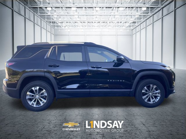Used 2026 Chevrolet Equinox LT FWD image 9