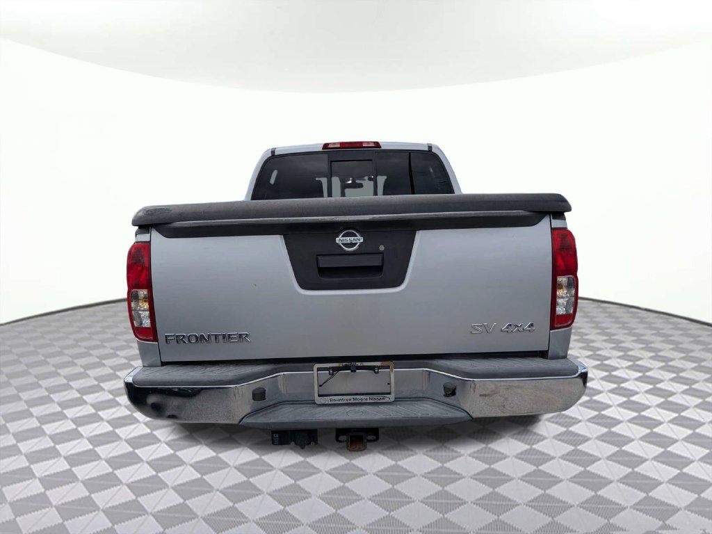 Used 2016 Nissan Frontier SV AWD/4WD image 4
