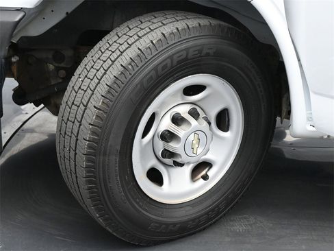 Used 2020 Chevrolet Express 2500 w/ Driver Convenience Package image 15