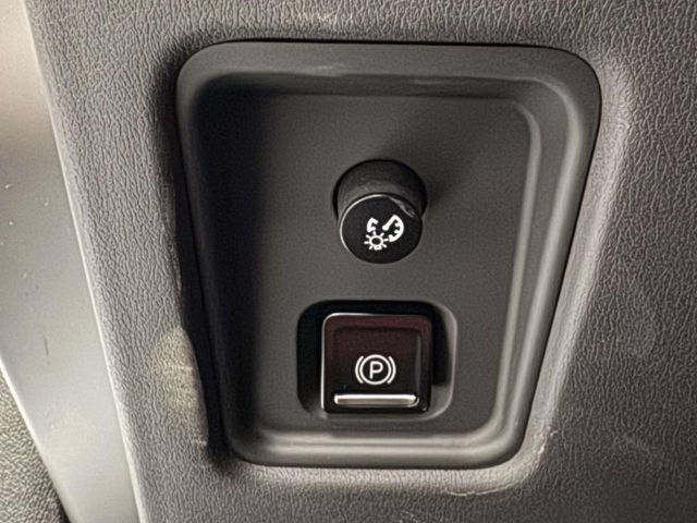 Used 2020 Chevrolet Corvette Stingray Preferred Cpe w/ 2LT Preferred Equipment Group RWD image 25