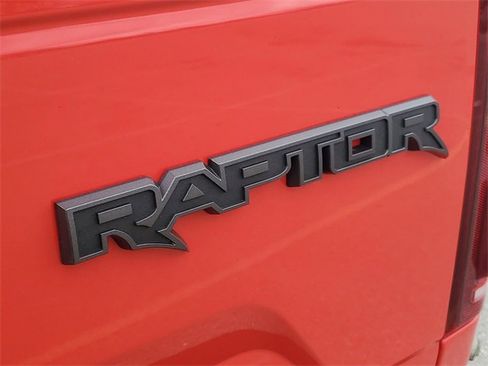 Used 2018 Ford F150 Raptor w/ Equipment Group 802A Luxury image 11