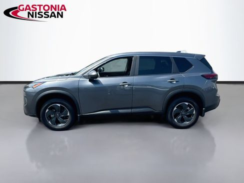 Used 2025 Nissan Rogue SV AWD/4WD image 5