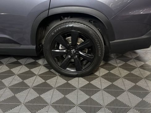 Used 2025 Honda Pilot Black Edition image 11