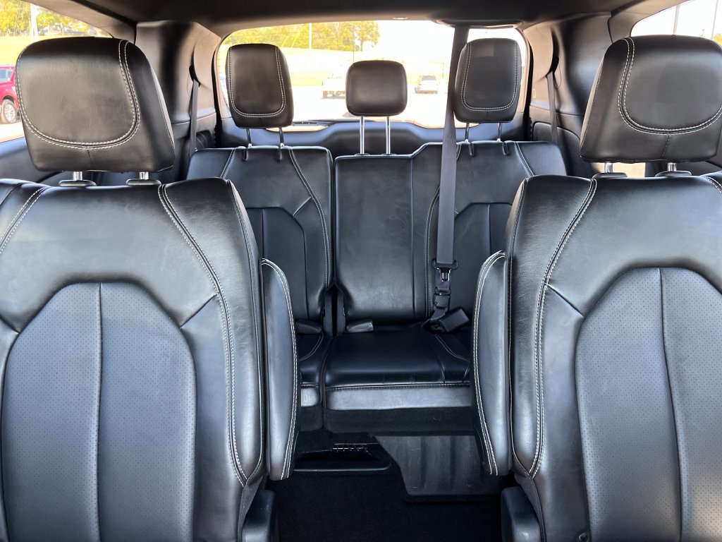 Used 2026 Chrysler Pacifica Select FWD image 21