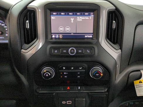 Used 2021 Chevrolet Silverado 2500 W/T image 31