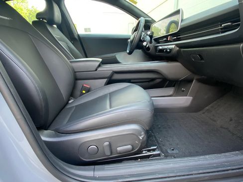 Used 2024 Hyundai Ioniq 6 Limited RWD image 30