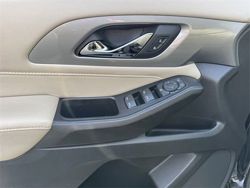 Certified 2022 Chevrolet Traverse LS image 12