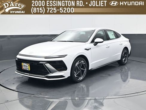 New 2026 Hyundai Sonata SEL image 1