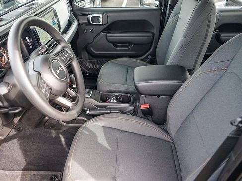 New 2026 Jeep Gladiator Sport image 19