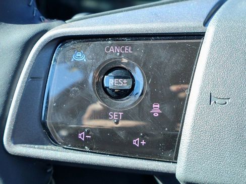 Certified 2025 Nissan Murano SV image 12