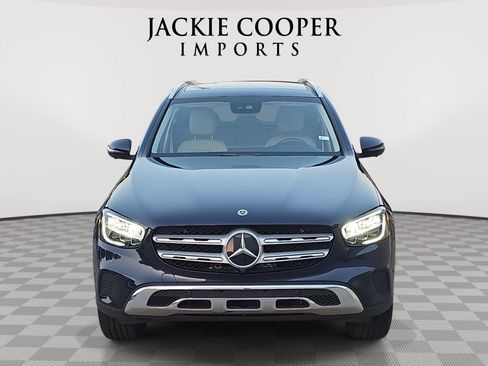 Certified 2022 Mercedes-Benz GLC 300 4MATIC image 2