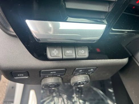 Used 2025 Chevrolet Silverado 1500 LTZ w/ Technology Package AWD/4WD image 8
