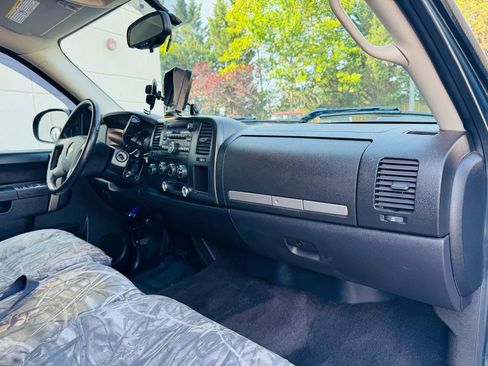 Used 2010 Chevrolet Silverado 2500 LT AWD/4WD image 18
