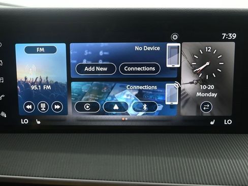 New 2025 Nissan Murano SV w/ Cargo Package image 15