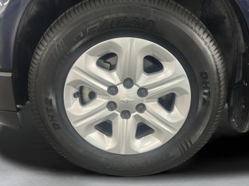 Used 2015 Chevrolet Traverse LS FWD image 32