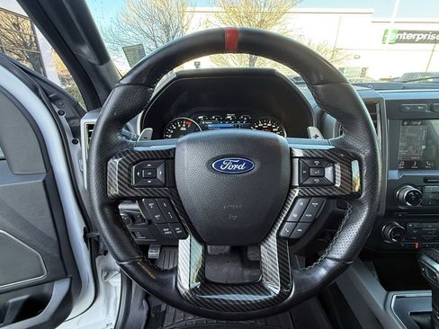 Used 2018 Ford F150 Raptor w/ Equipment Group 802A Luxury image 13