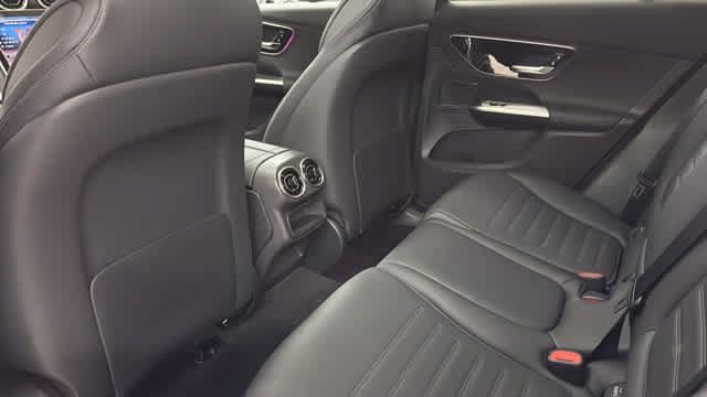 Used 2026 Mercedes-Benz GLC 43 AMG 4MATIC image 31
