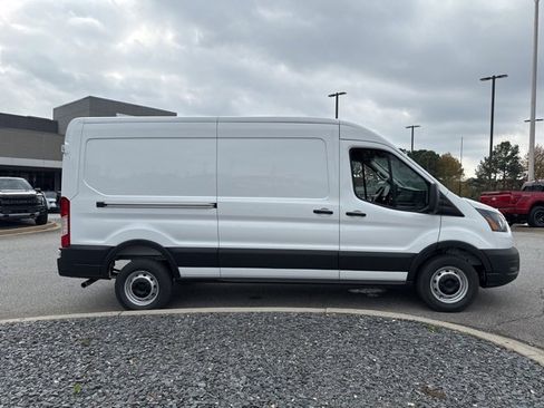 New 2026 Ford Transit 250 148 Medium Roof w/ Load Area Protection Package image 12